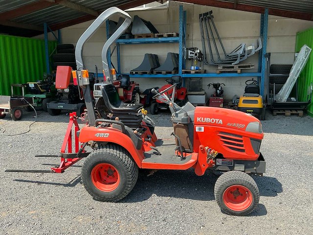 Kubota bx2350 minitractor - afbeelding 8 van  11