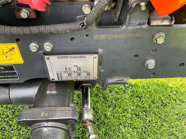 Kubota bx261 micro hydrostatische tractor - afbeelding 11 van  24