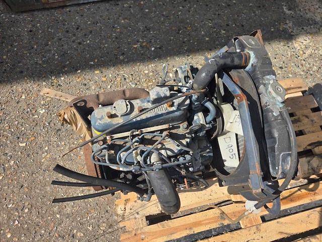 Kubota d905 dieselmotor - afbeelding 1 van  5
