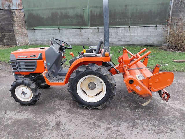 Kubota gb15 garden tractor + frees - afbeelding 1 van  19