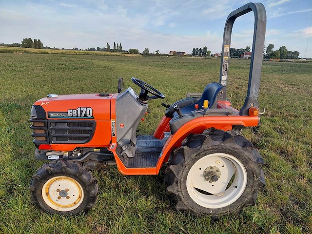 Kubota gb170 vierwielaangedreven minitractor - afbeelding 1 van  13