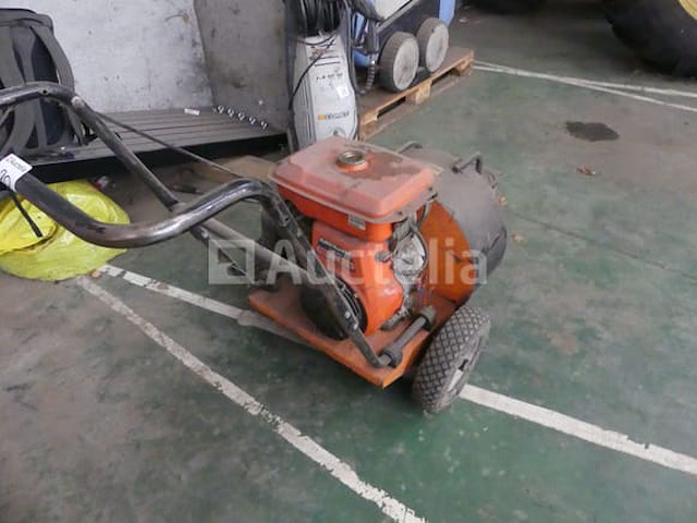 Kubota gh250 op vrachtwagen gemonteerde benzineblazer - afbeelding 2 van  10