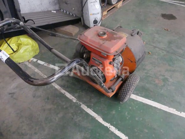 Kubota gh250 op vrachtwagen gemonteerde benzineblazer - afbeelding 3 van  10