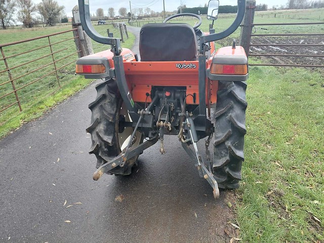 Kubota gl 200 minitractor - afbeelding 9 van  14