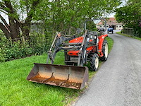Kubota gl200 met frontlader - afbeelding 13 van  21