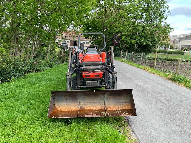 Kubota gl200 met frontlader - afbeelding 18 van  21