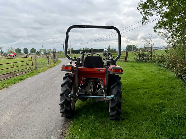 Kubota gl200 met frontlader - afbeelding 21 van  21