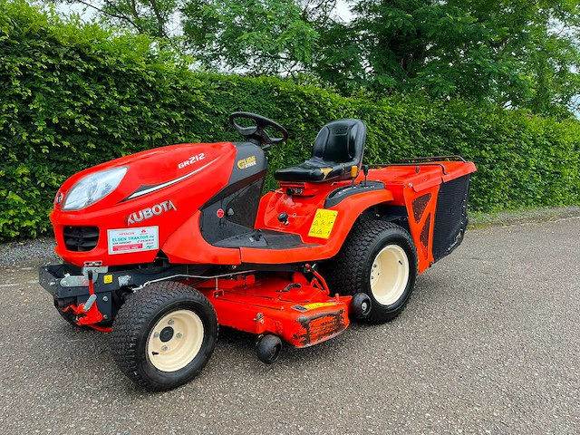 Kubota gr2120 zitmaaier - afbeelding 1 van  8