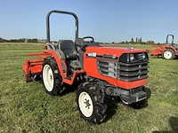 Kubota granbia l gb18 vierwielaangedreven minitractor met grondfrees - afbeelding 19 van  25