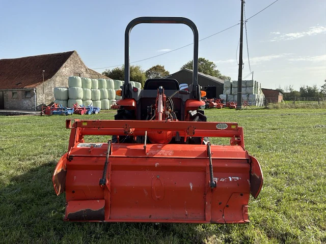 Kubota granbia l gb18 vierwielaangedreven minitractor met grondfrees - afbeelding 22 van  25