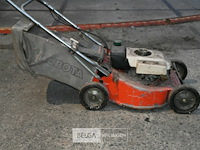 Kubota grasmaaier - afbeelding 2 van  6