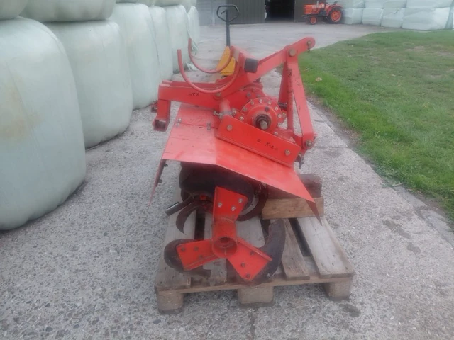 Kubota grondfrees - afbeelding 5 van  10