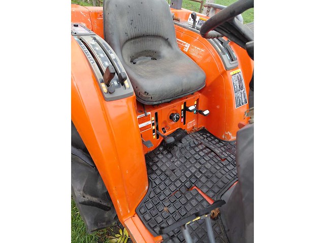 Kubota gt26 minitractor - afbeelding 3 van  12