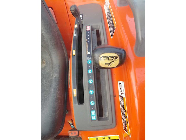 Kubota gt26 minitractor - afbeelding 8 van  16
