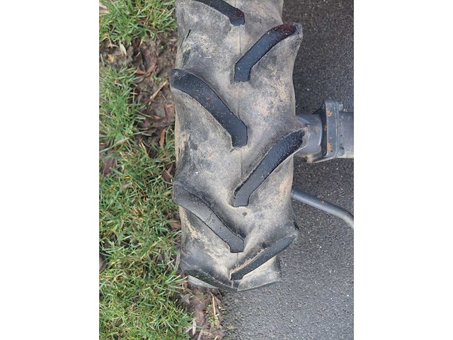 Kubota gt26 minitractor - afbeelding 5 van  16