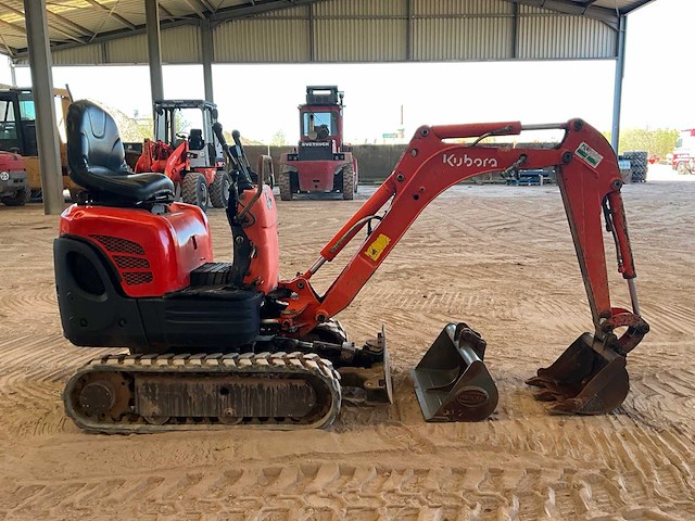 Kubota k008-3 minigraafmachine - afbeelding 14 van  17