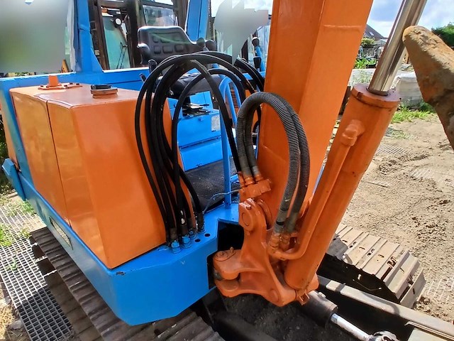 Kubota kh-033 rupsgraafmachine 3.3 ton - graafbak en dozerblad - afbeelding 14 van  18