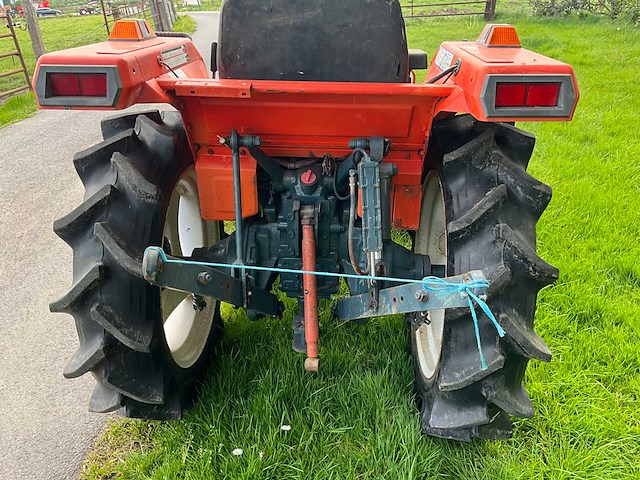 Kubota l1-18 sunshine minitractor - afbeelding 12 van  21