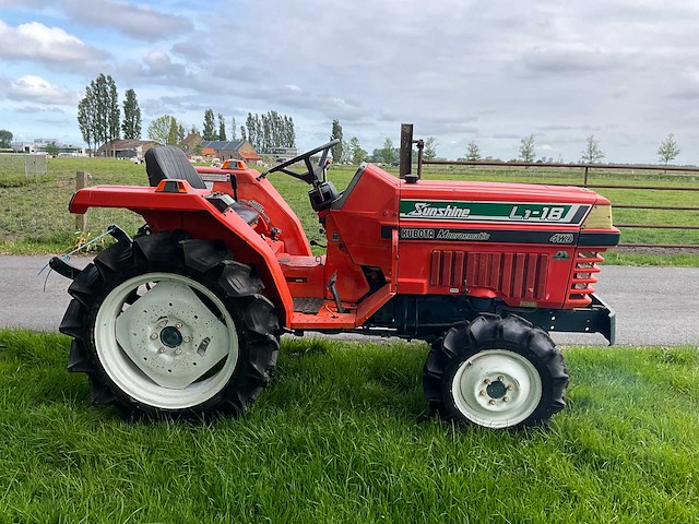 Kubota l1-18 sunshine minitractor - afbeelding 4 van  4