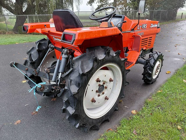 Kubota l1-195 - minitractor - afbeelding 13 van  17