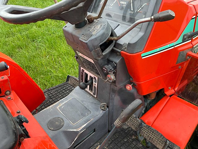 Kubota l1-205 sunshine minitractor - afbeelding 7 van  21