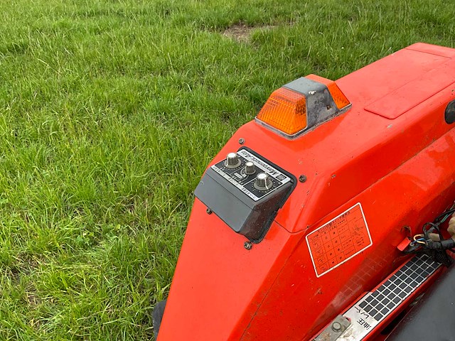 Kubota l1-205 sunshine minitractor - afbeelding 9 van  21