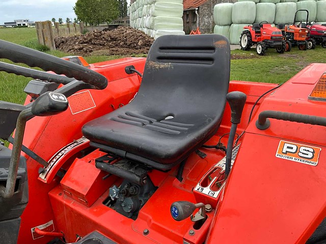 Kubota l1-205 sunshine minitractor - afbeelding 13 van  21