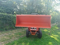 Kubota l1-382 gazontractor - afbeelding 5 van  6