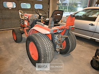 Kubota landbouwtrekker - afbeelding 6 van  18