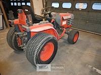 Kubota landbouwtrekker - afbeelding 8 van  18