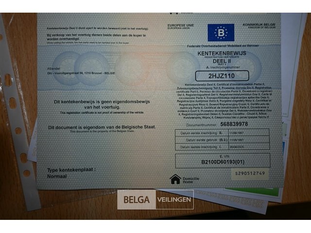 Kubota landbouwtrekker - afbeelding 15 van  18