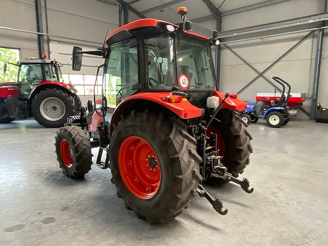 Kubota m4-063 vierwielaangedreven landbouwtractor - afbeelding 3 van  22