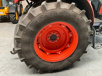 Kubota m4-063 vierwielaangedreven landbouwtractor - afbeelding 14 van  22