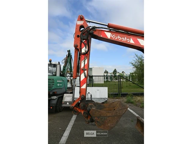 Kubota mini-graafmachine - afbeelding 15 van  22