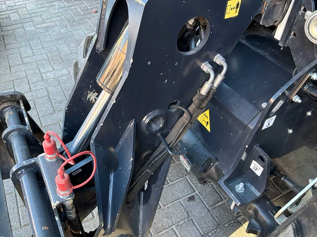 Kubota schuiflader / telehandler kubota kth4815-2 – 146,7 uur – vorken + bak 160 cm - afbeelding 24 van  37
