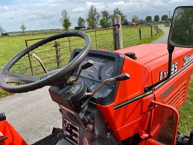Kubota sunshine l1-195 minitractor - afbeelding 9 van  22