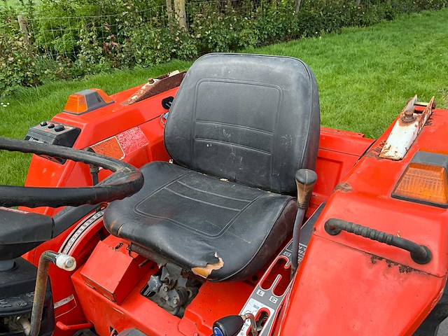 Kubota sunshine l1-195 minitractor - afbeelding 9 van  15