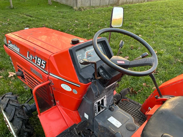 Kubota sunshine l1-195 vierwielaangedreven minitractor - afbeelding 6 van  20