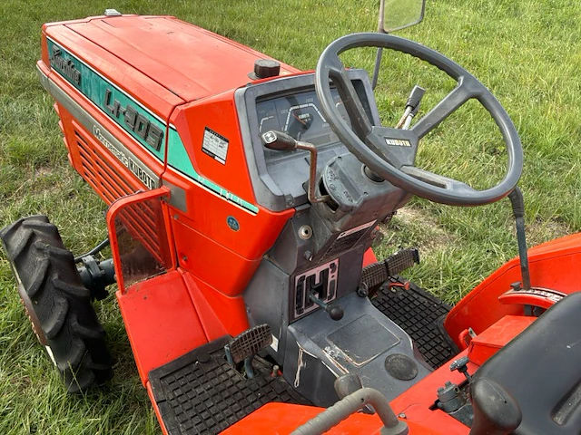 Kubota sunshine l1-205dt vierwielaangedreven minitractor - afbeelding 6 van  22