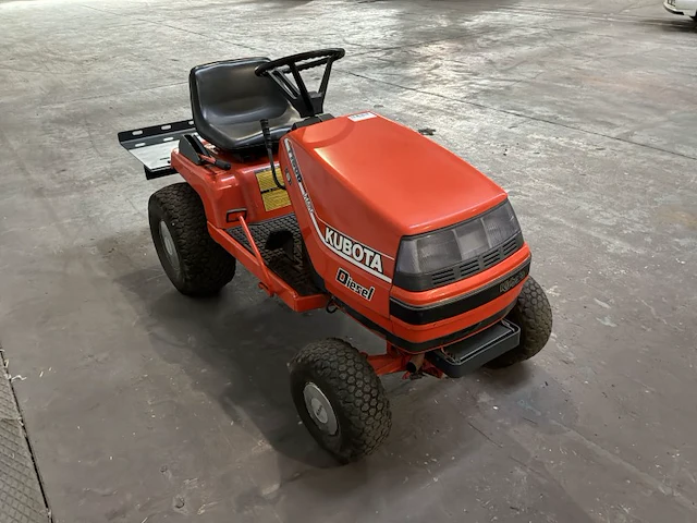 Kubota t1600h tuintractor - afbeelding 12 van  15