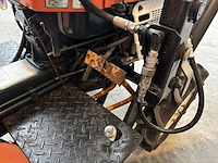 Kubota tractor met voorlader - afbeelding 5 van  19