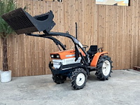 Kubota tractor met voorlader