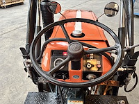 Kubota tractor met voorlader - afbeelding 17 van  19