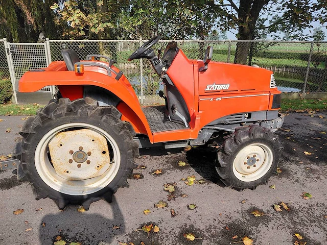 Kubota x20 - minitractor - afbeelding 14 van  19