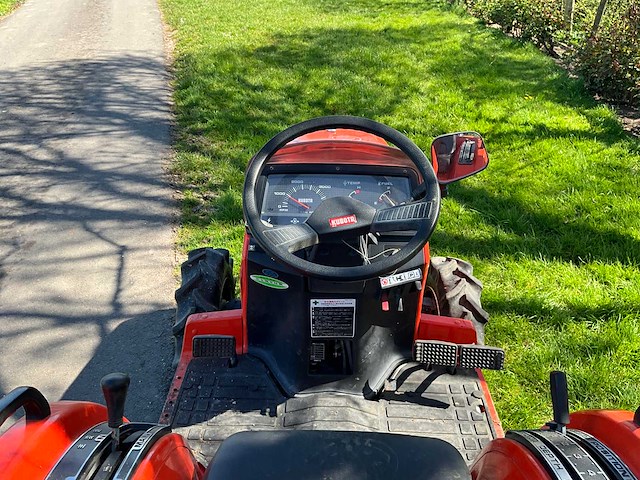Kubota x20 minitractor met frees - afbeelding 6 van  26