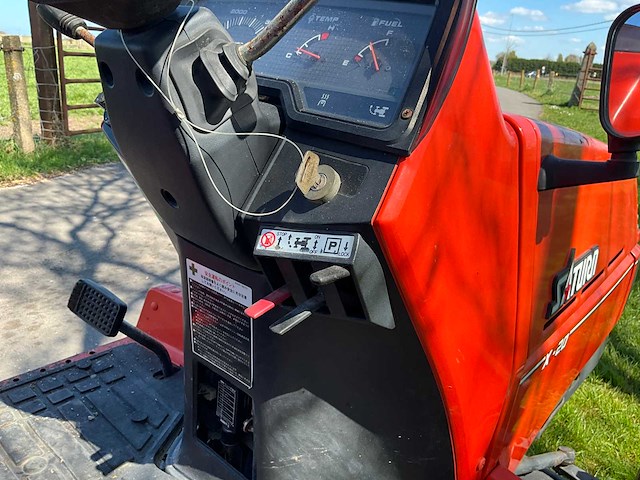 Kubota x20 minitractor met frees - afbeelding 9 van  26