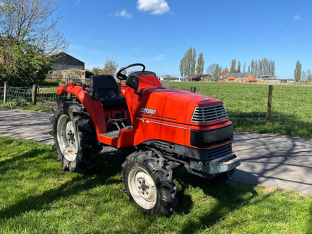 Kubota x20 minitractor met frees - afbeelding 20 van  26