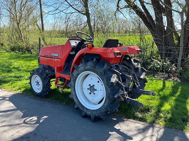 Kubota x20 minitractor met frees - afbeelding 25 van  26