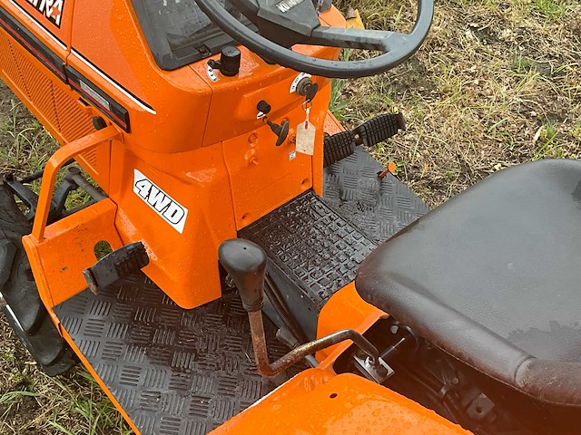 Kubota zb1-17 bulltra minitractor - afbeelding 8 van  28