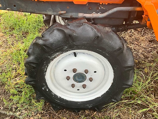 Kubota zb1-17 bulltra minitractor - afbeelding 28 van  28
